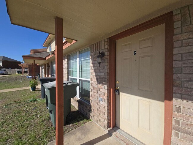Photo - COMING SOON! Unidad 4507 Mattie Drive - C