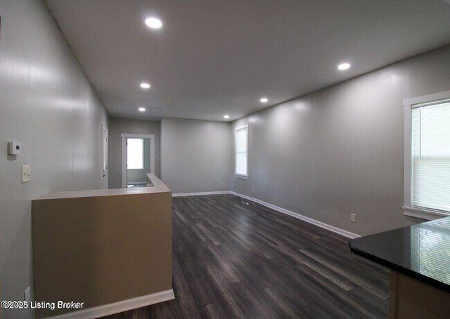 Photo - 4608 Cliff Ave