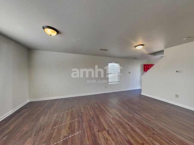 Photo - 386 Morning Dew Dr