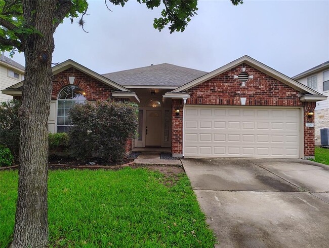 Building Photo - 3109 Lynnbrook Dr