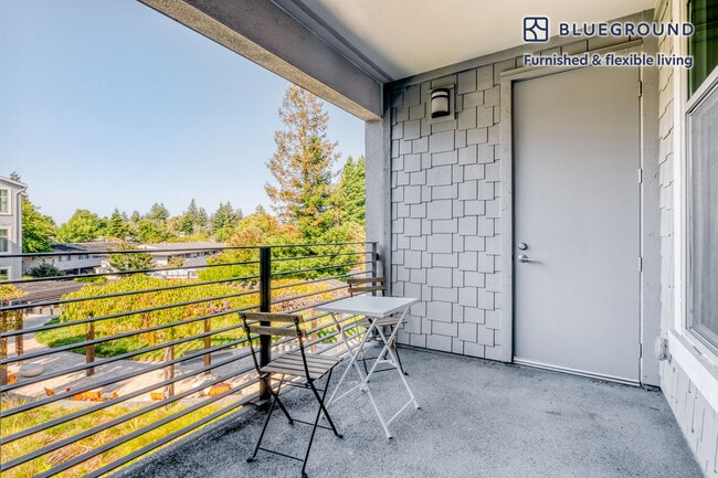 Photo - 111 N Rengstorff Ave Unidad SI FL2-ID1440