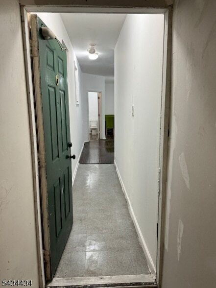 Building Photo - 3 S Olden Ave Unit 5