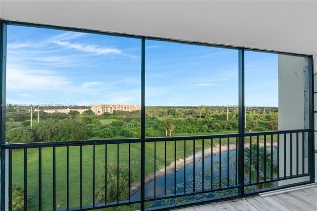 Photo - 4164 Inverrary Dr Unidad 801