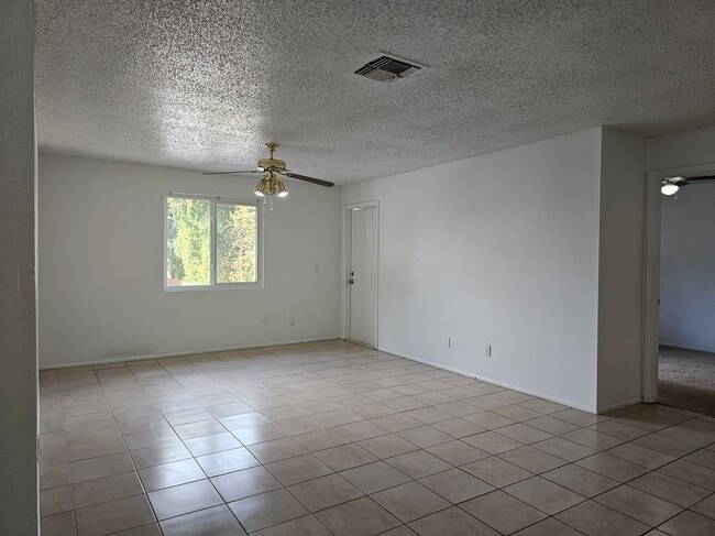 Photo - 247 THORN TREE PLACE, Unit #247 Unit #247