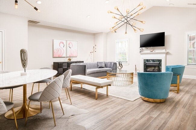 Building Photo - Heritage Crossing