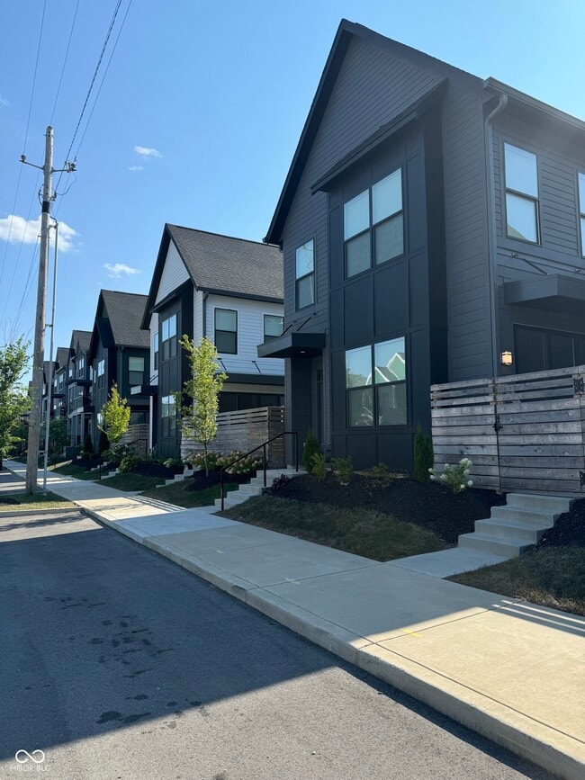 Photo - 1836 Alvord St