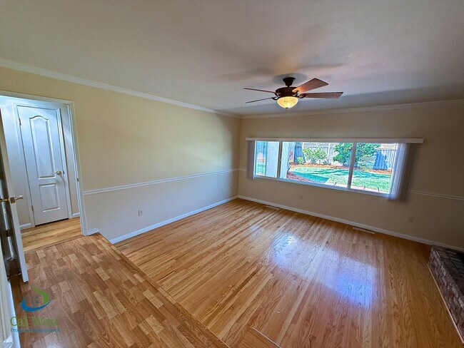 Photo - $5295 - Beautiful 4 Bed/2 Ba Cambrian Park Home Available Now!