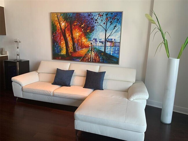 Photo - 495 Brickell Ave Unidad 2308