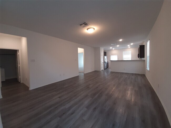 Photo - 16568 Moss Ln