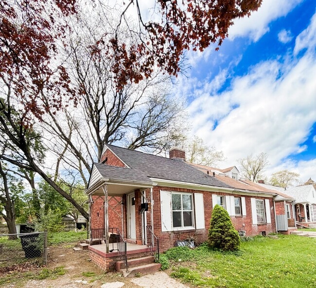 Photo - 15815 Evergreen Rd