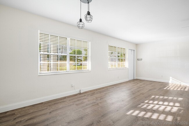 Photo - 2455 NE 51st St Unit E102