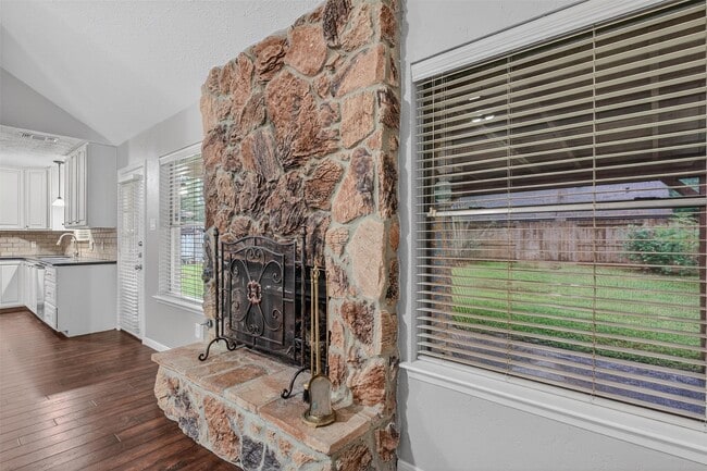 Photo - 17226 Chapel Pine St