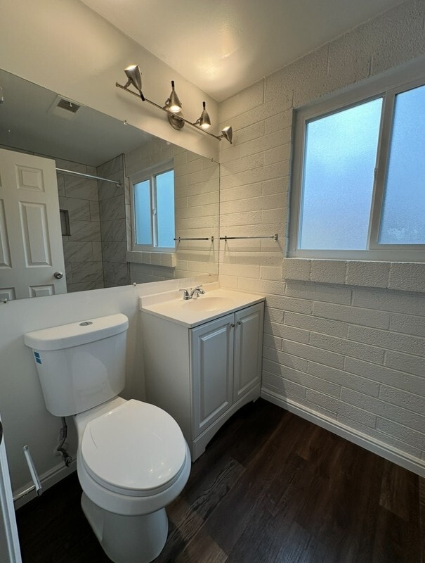 Photo - 428 E 5th Ave Unidad 8