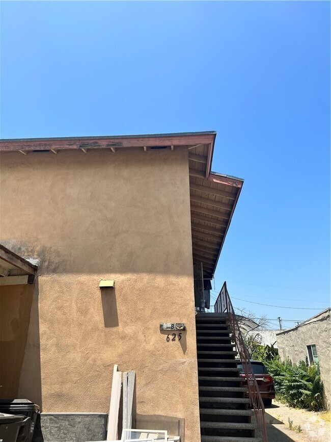 Building Photo - 625 N Moore Ave Rental