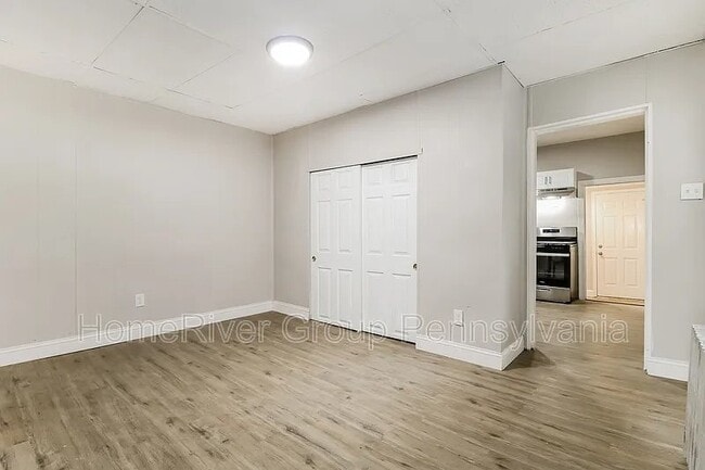 Photo - 4928 Wakefield St