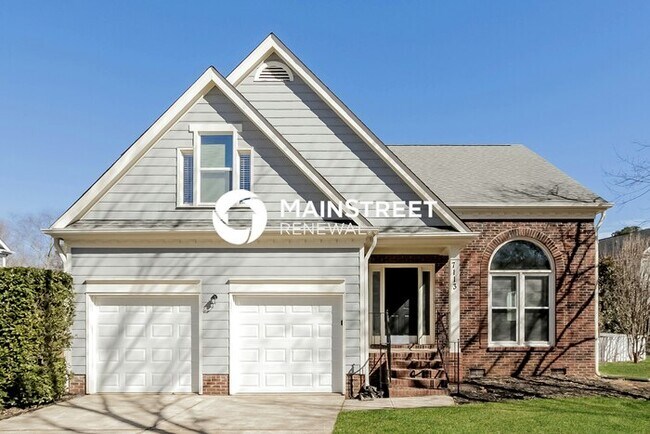 Building Photo - 4 Bedroom Pet-Friendly Home in CHARLOTTE, NC with Main Street Renewal