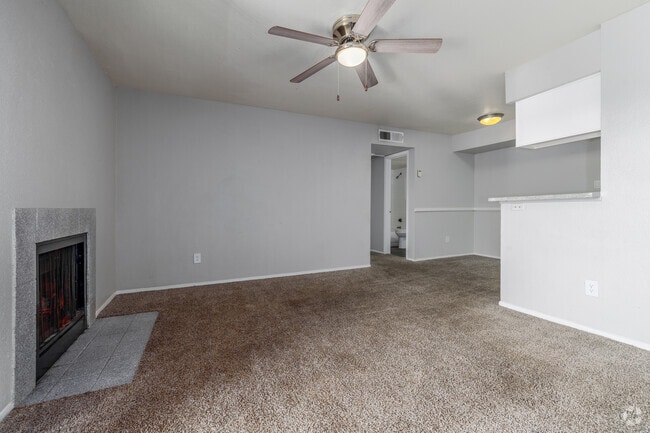 2BR, 2BA - 900SF - Living Room