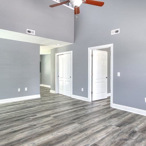 Photo - 700 Twisted Oak Dr NW