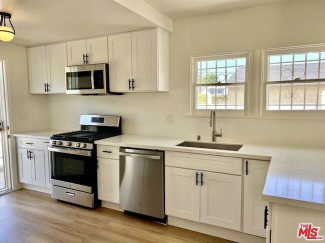 Photo - 3009 Dalton Ave