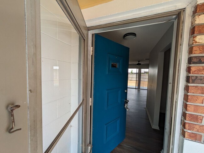 Photo - Imperial Estates Rental