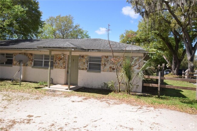 Building Photo - 1801 Center St Rental