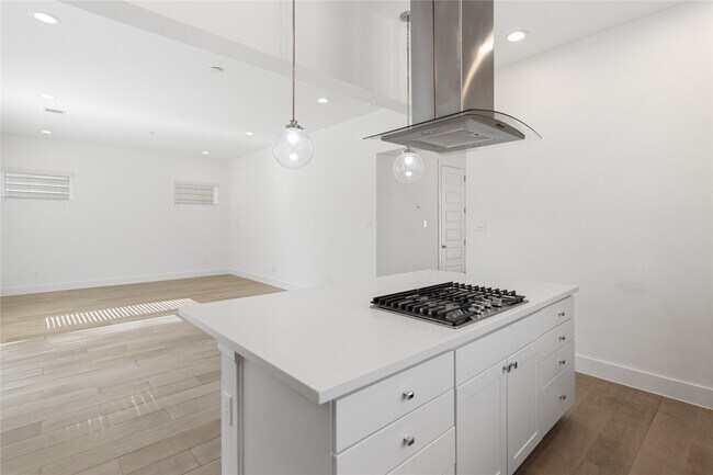 Photo - 7702 Westside Villas Ln