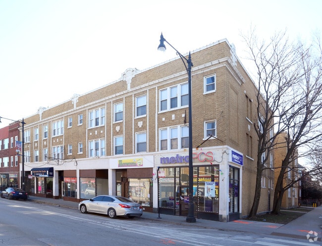 Photo - 3617-3627 W Lawrence Ave Apartments