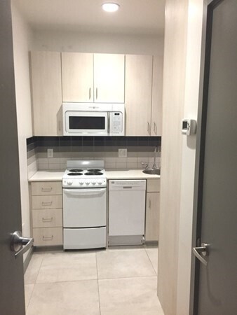 Photo - 152 Bowdoin St Unidad #43