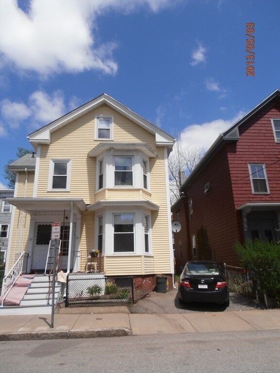 Building Photo - 21 Kelly Rd Unit 1
