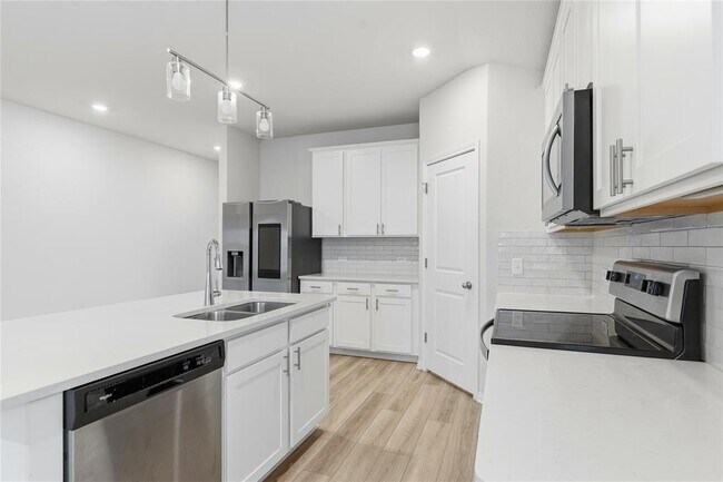 Photo - 3003 Ottaviano Way