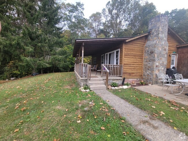 Building Photo - 113 Headman Ln Rental