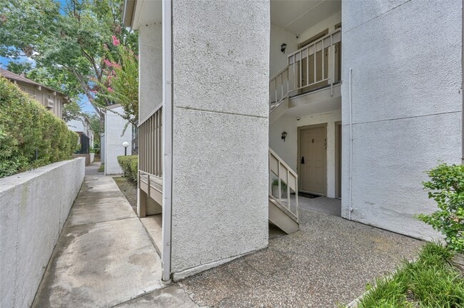 Photo - 12100 Melville Dr Unidad 403D