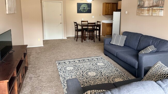 Photo - The Pointe on Fleur Apartments