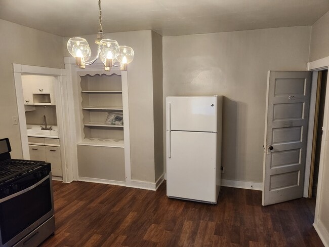 Photo - 522 Center St