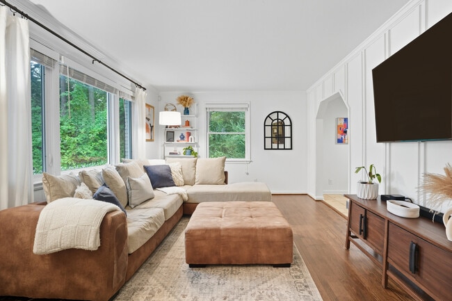 Photo - 1946 Terry Mill Rd SE