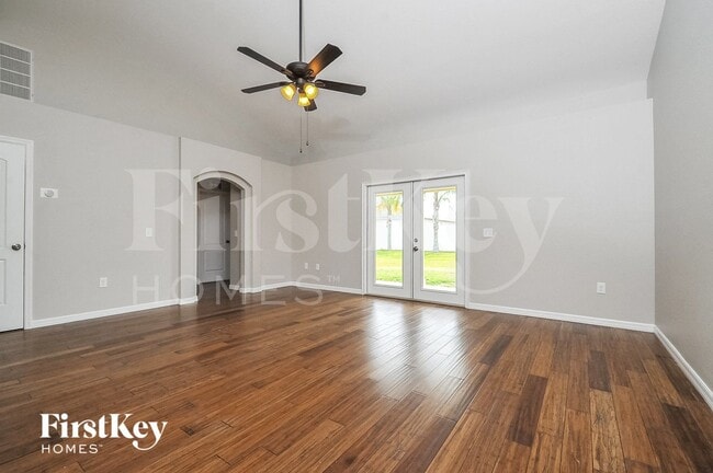 Photo - 5203 Ashwood Dr
