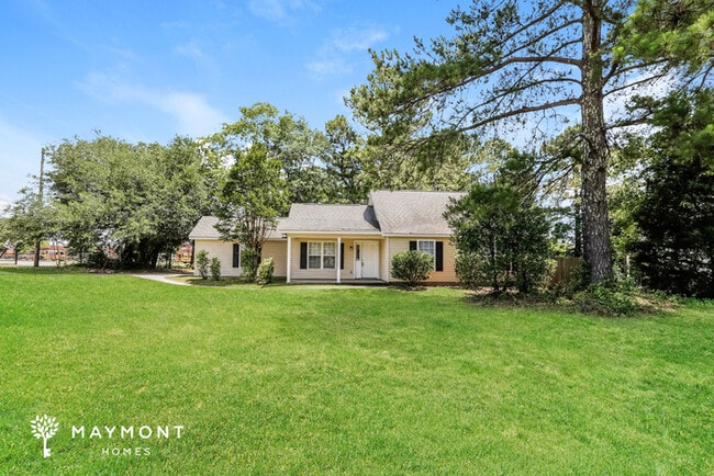 Photo - 179 Dupont Dr NW House