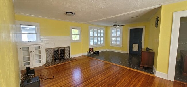 Photo - 3026 Burlington Ave N