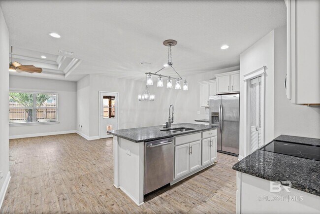 Photo - 21549 Yosemite Blvd