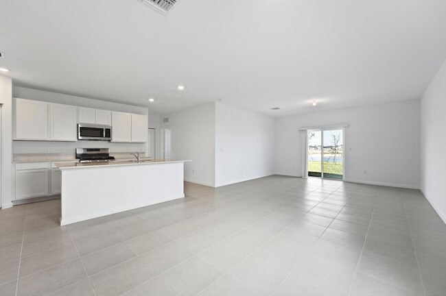 Photo - 5868 NW Sweetwood Dr