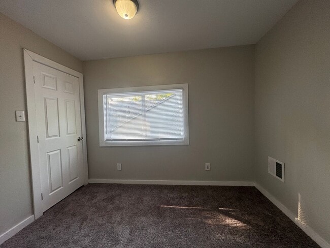 Photo - DEA - 464-466 Dearborn Ave. Unit 466