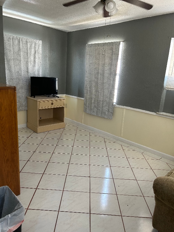 Photo - 9751 FL-78