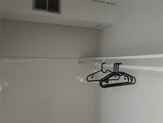 Photo - 401 Ocean Dr Unidad 810