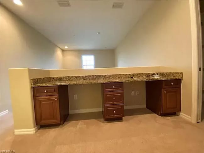 Photo - 11711 Izarra Way