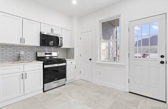 254 Charles Ave