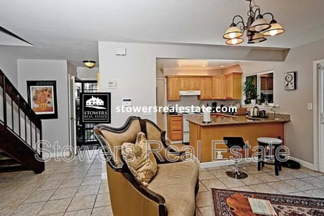 112 Summerwood Pl