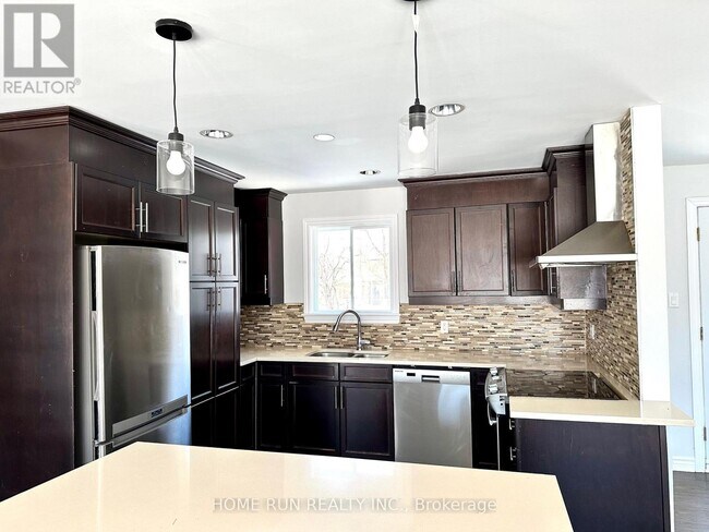 Photo - 71 Ashburn Dr