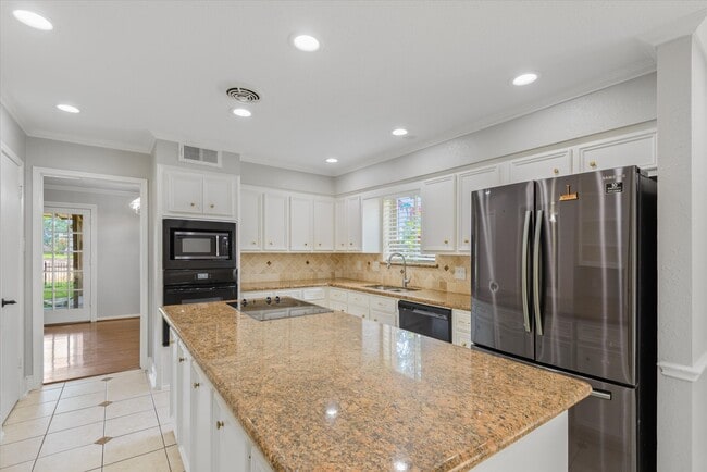 Photo - 7715 Brush Wood Dr