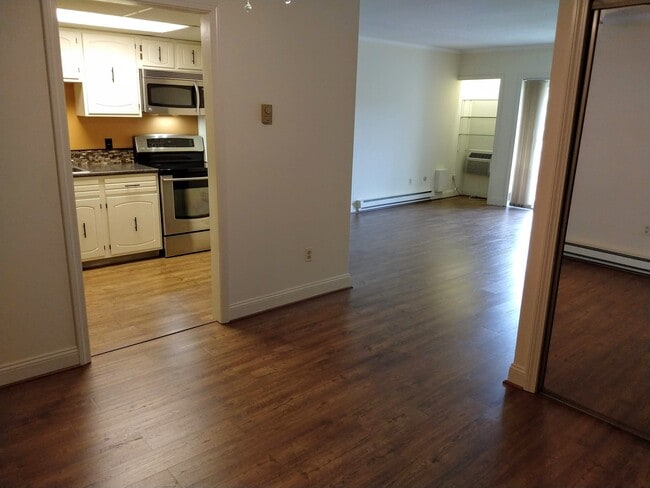 Photo - 757 Main St Unit 32
