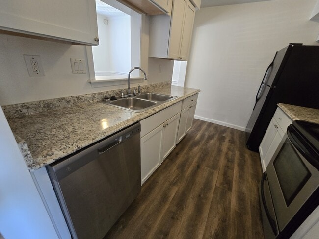 Photo - 618 Aubrey Dr